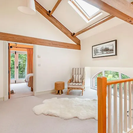 Holiday home 5 Bed In Eden Valley Sz111 *